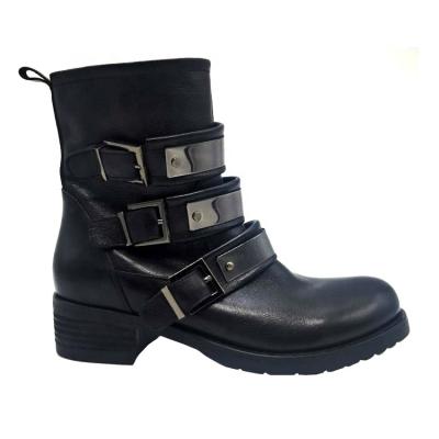 China Fashion Trend Women Soft Black Leather Flat Ankle Cool Boots for sale