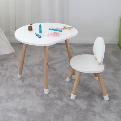 China Modern Wooden INS Table Kids Mushroom Shape Kindergarten Wooden And Chair Cartoon Kids Study Desk Set for sale