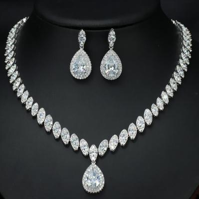 China CLASSIC Clear Crystal and Cubic Zircon Necklace and Earrings Jewelry Set for Wedding Prom Bridesmaids or Mother of the Bride for sale