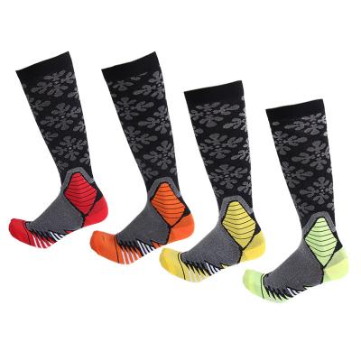 China Breathable Sports Men And Women Running Football Pressure Running Socks Compression Gaiters Running Socks for sale