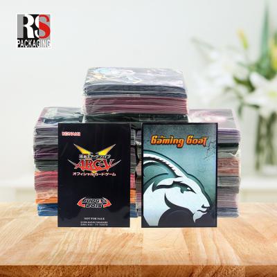 China Plastic Poly Trading Card Protector Sleeves Standard Size Custom Logo Voor zakelijk cadeau Te koop