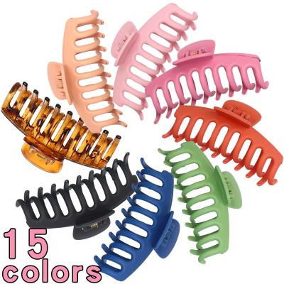 China Fashion Plastic Hair Claw Clips Hair Claw For Women Hair Accessories for sale