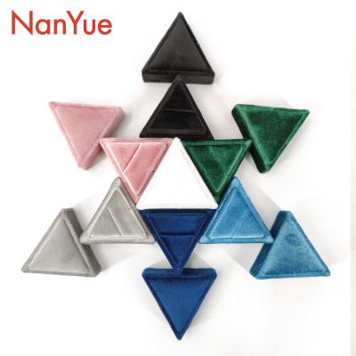 China Velvet + MOQ1pcs Handmade Stain Triangle Ring Boxes Custom Jewelry Boxes Wholesale Velvet Ring Boxes for sale