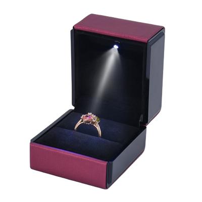 China Compound material can be customized creative high-end LED wedding ring box jewelry box gift lamp box for sale