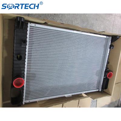 China Auto Radiator OE 2115002302 //2115000202 //2115003102 from SORTECH for Mercedes-Benz W211 E-CLASS (W211) for sale