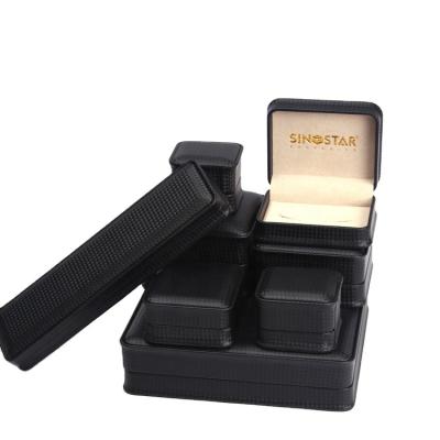 China Jewelry Storage and Display Wholesale 2021 PU Set of Custom Leather Black Jewelry Box, Square Shape Jewelry Packaging Box for sale