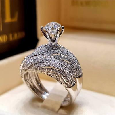 China 2020 Hot Selling Amazon Fashion Women Diamond Wedding Rings Fashion Silver Plated Couples Engagement Rings Sets for sale