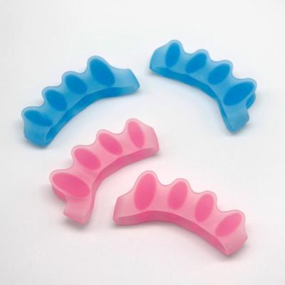 China Small Individual Silicone Toe Separator Economical and Breathable for Bunion Correction for sale