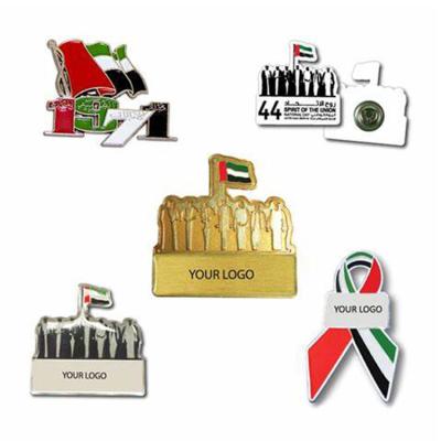 China Wholesale Hot Sale China UAE Falcon Magnetic Badge Low Price National Day Emblem With Flag Pin for sale