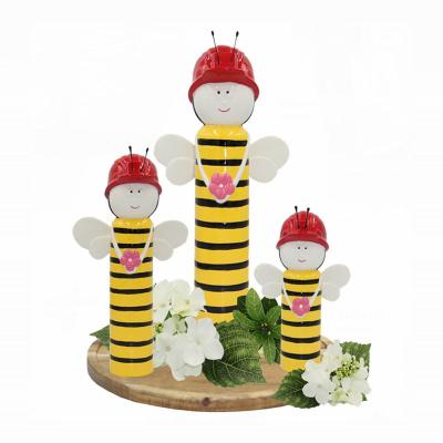 China china 2022 holiday design porcelain cartoon bee ceramic home decoration for sale