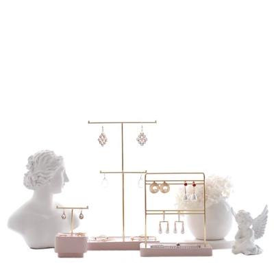 China OEM+ODM+Wholesale New Arrival Luxury Jewelry Display Stand Metal Earring Shop Window Display Showcase Set for sale