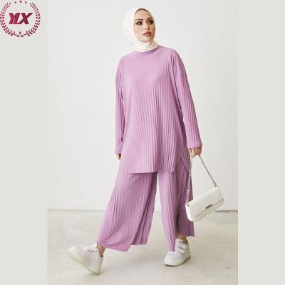 China Anti-Wrinkle Solid Color Elegant Muslim Clothing Round Neck On Sale 100% Polyester Latest Arrival Woman Pleated Floral Clothing Tunic for sale