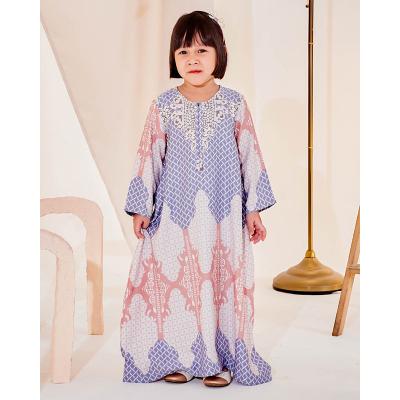 China Muslim Long Polyester Shirts Girls Tending Color Turban Hijab Arab Women Wholesale Islamic Clothing for sale