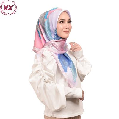 China Custom Feeling Soft Soft Mini Pleated Chiffon Tudung Hijab for Neat and Small Pleats Muslim Malaysia Hijab for Women Scarves for sale