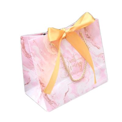 China 2021 Creative Portable Pink Back Handled Wedding Party Event Gift Wrapping for sale