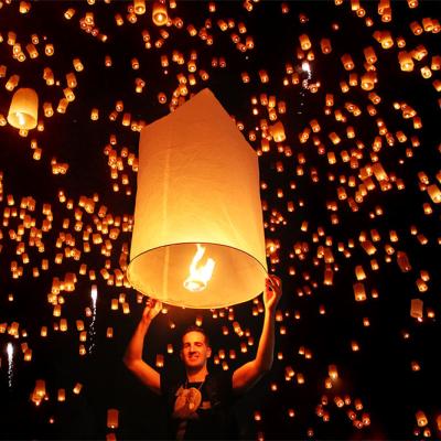 China China Wholesale 100% Biodegradable Chinese Small Sky Paper Flying Lanterns for sale