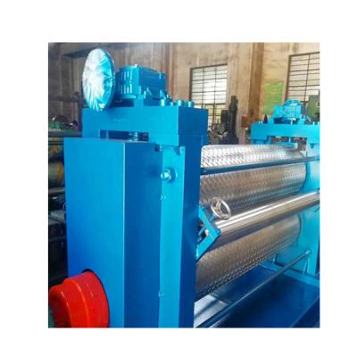 China Construction worksÂ   aluminum sheet embossing machine metal sheet water ripple embossing machine for sale