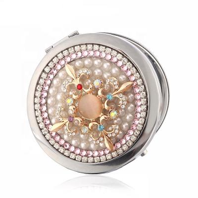 China Pearl Crystal Round Compact Mirror Jeweled Pocket Folding Magnifying Personalized Custom Mirror for sale