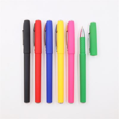 China Promotional Pen Discounted Plastic Pen Ballpoint Pen Popular Beautiful Classic Writing Pen for sale