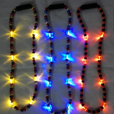 China LED Mardi Gras Necklace Cheap OEM Factory Party Halloween Christmas Plastic Plastic Flashing Jewelry Beaded LED Flashing Necklace for sale