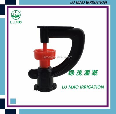 中国 Agriculture Garden Irrigation Water Fountain Garden Irrigation System Mist Sprinkler Agricultural Plastic Micro Sprinkler 販売のため