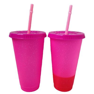 China Stain Viable 700ml Large Capacity Color Sequin Gradient Water Cup With Cover Plastic Instant Powder Straw Cup for sale