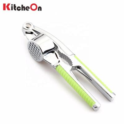 China 2 Viable Professionals in 1 Garlic Press with Nut Cracker for sale