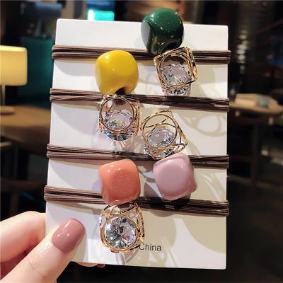 China Fashionable Colorful Korean Elastic Hair Ties Girls Chunky Cube Crystal Hair Elastic Bracelet for sale