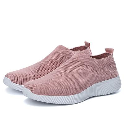 China High Quality Anti-slip Women Sneakers Slip On Flats Shoes Plus Size Fashion Comfortale Women Soft Shoes for sale