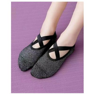 China New Breathable Ladies Kids Sports Yoga Sparkle Pilates Dance Ballet Anti Slip Socks for sale