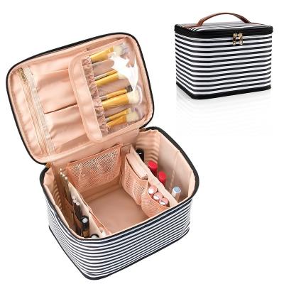 China Durable Large Travel Cosmetic Bags For Women Washable Make Up Organizer Case Makeup Bag for sale