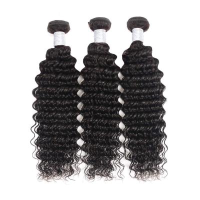 China Body Wave 30 40 Inch Brazilian Perivian Curly Loose Deep Wave Top Closure Virgin Hair Bundles for sale