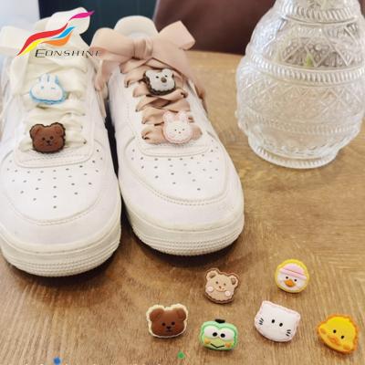 China Cute Plastic Shoe Buckle Cartoon Anime Bear Shoe Lace Decoration Buckle Accessories Lace Slide Charm for sale