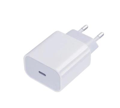 China Portable Type C 20W USB-C Power Mobile Phone 20W USB Charger Adapter Fast Mobile Chargers Adapter for sale