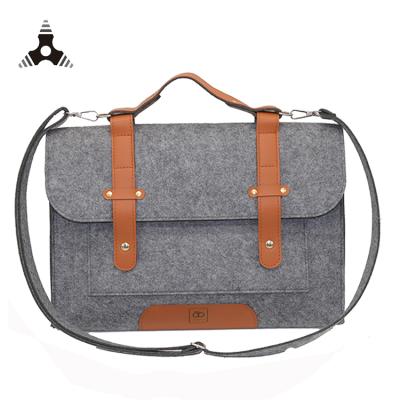 China Large Capacity Felt Laptop Bag With Leather Notebook Carry Bag for sale