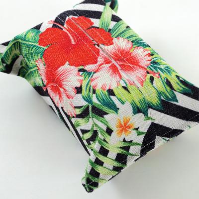 China Multifunctional High Quality Cotton Canvas Decoration Rainforest Style Box Tissue Fresh Style Box Cover for sale