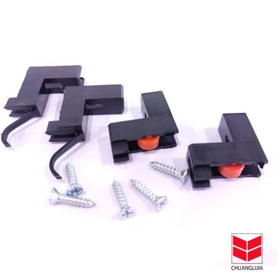 China Aluminium Window Door Accessories Sliding Plastic Roller with Modern Design for sale