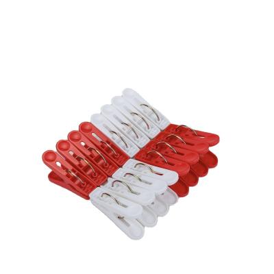 China Minimalist Plastic Clothespins And Colorful Plastic Laundry Cloth Peg Clothespin Chair Clips Cheap Mini Plastic Clothespin for sale