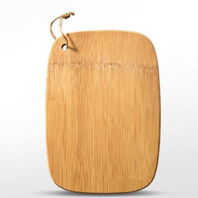 China Sustainable Thin Portable Bamboo Chopping Board Healthy Organic Bamboo Cutting Board for sale