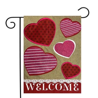 China New Design Health Institutes Valentine's Day Garden Flag Burlap Hearts Valentine's Day Burlap Garden Flags for Garden Yard Seasonal Decoration for sale