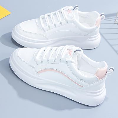 中国 2021 summer autumn new wild fashionable women's walking shoes female girls walking sports shoes sports comfortable shoes 販売のため