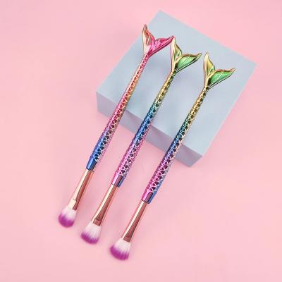 China Cheek Eyeshadow Brush Mermaid Eye Makeup Brush Highlight Silhouette Retouch Brush Colorful Handle Beauty Makeup Electroplating Tool for sale