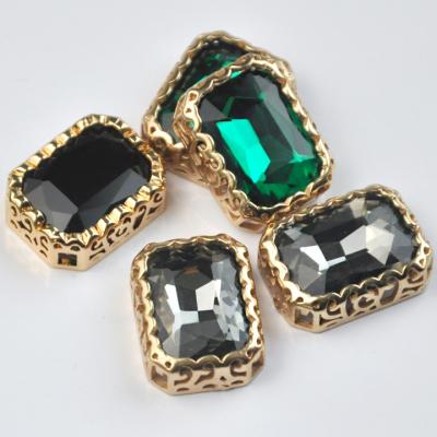 China Metal Viable Crystal Resin Pearl Rhinestone Button Garment Accessories Stone for sale