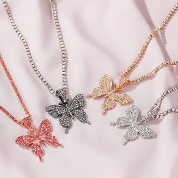 China Cuba Fashion Women Necklace Crystal Necklace Rhinestone Butterfly Pendant Environmental Friendly Necklace for sale