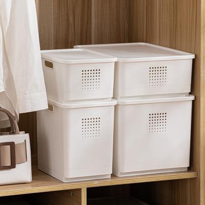 China Statics Viable Japanese Style Dustproof Sorting Box With Lid With Pulleys Stackable Home Storage Box for sale