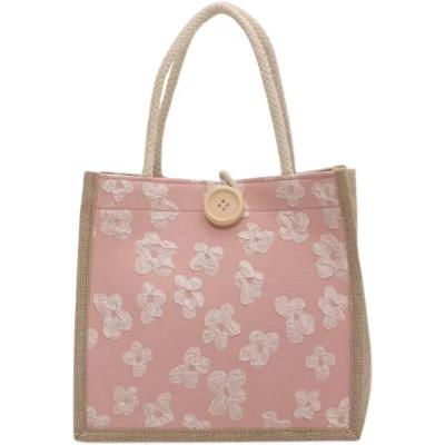 China Fashion Wholesale Customized Fashion Large Capacity Shopping Hemp Jute Portable Canvas Tote Bag Logo Warm Floral Environmental Protection for sale