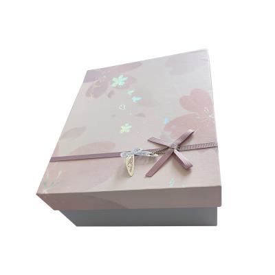 China Recycled Materials Gift Box Manufacturers Gift Box Cover Professional Customized Gift Box Can Be Customized for sale