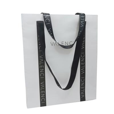 China Custom Fashion Shopping Paper Packaging Gift Bags For Wholesale for sale