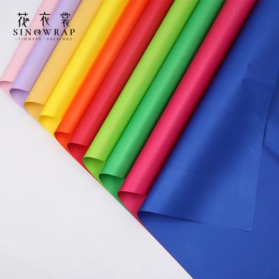 China Moisture Proof SINOWRAP Florist Supply Bouquet Wrapping Paper Wholesale Waterproof Flower Wrapping Paper Korean for sale