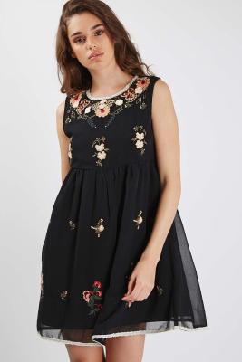 China Sleeveless Short Womens Chiffon Formal Dresses Black Color Floral Embroidered for sale